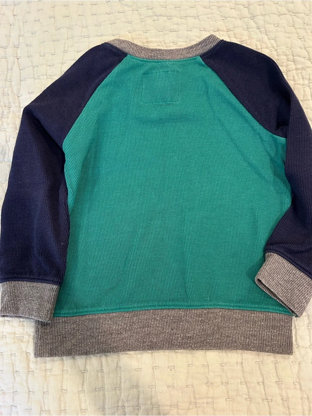 Old Navy Boys Sweater. Size 3T.
